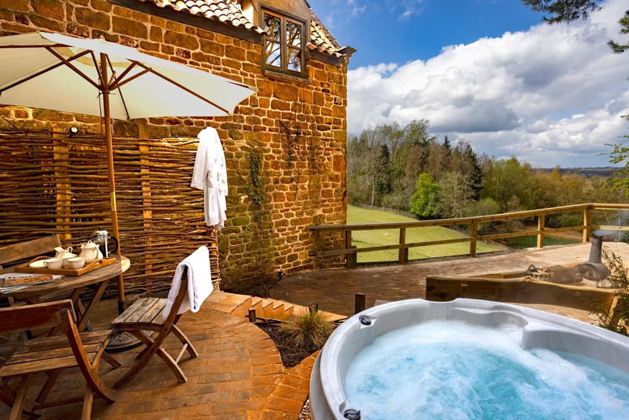 Heath Farm Holiday Cottages Swerford 外观 照片
