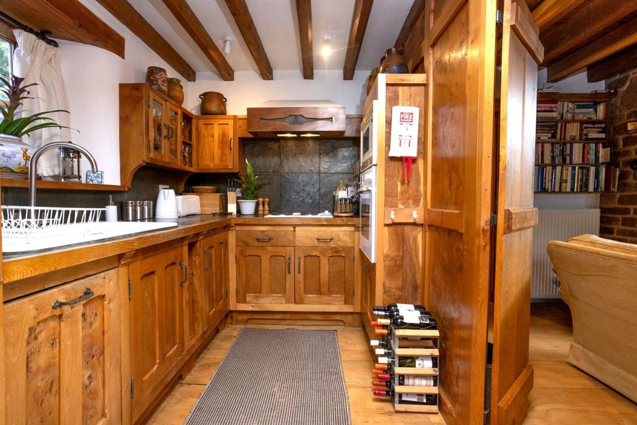 Heath Farm Holiday Cottages Swerford 外观 照片