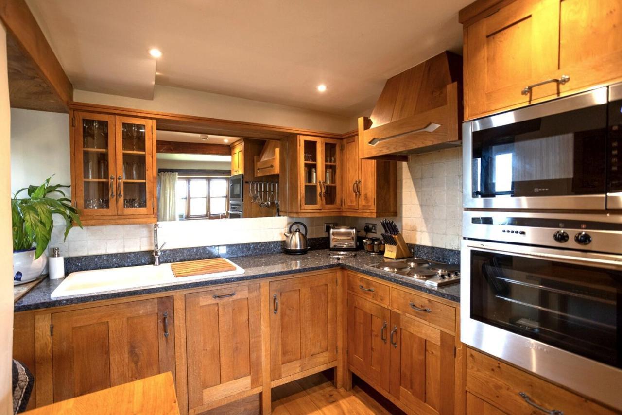 Heath Farm Holiday Cottages Swerford 外观 照片