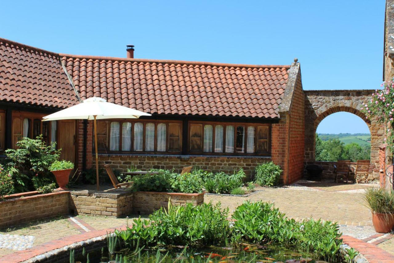 Heath Farm Holiday Cottages Swerford 外观 照片