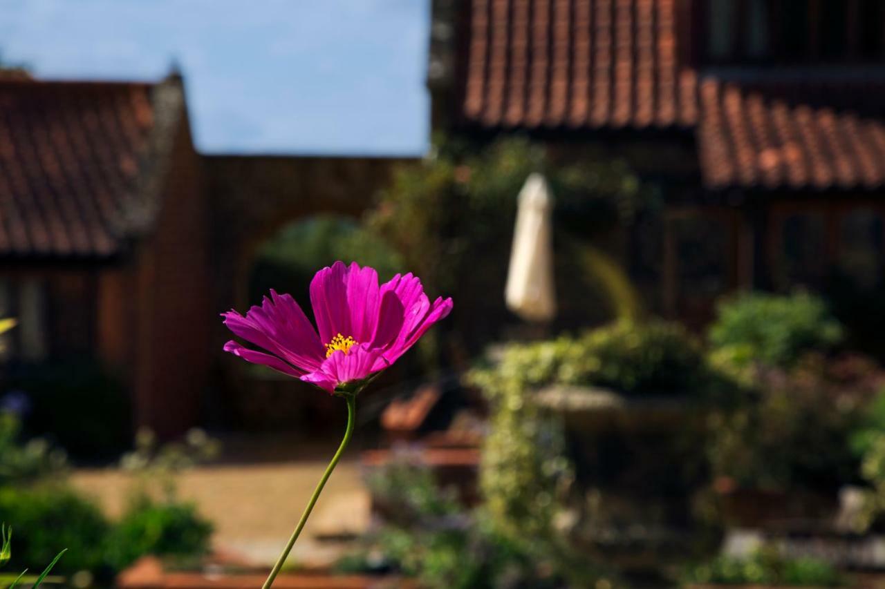 Heath Farm Holiday Cottages Swerford 外观 照片